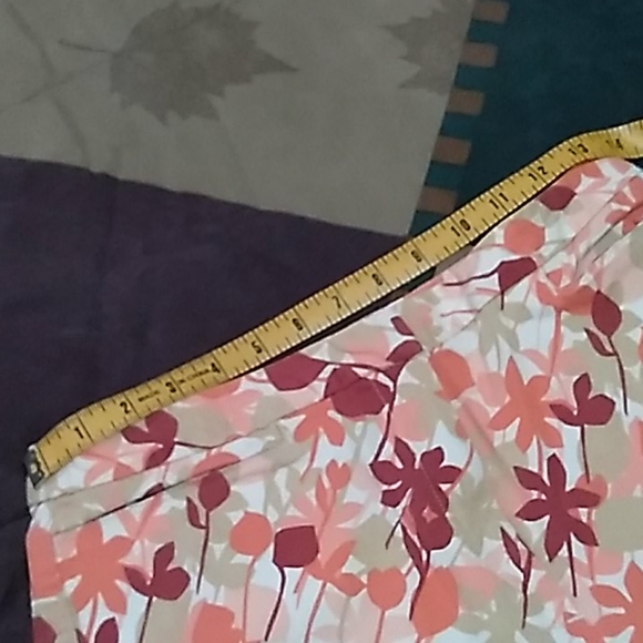 Ann Taylor Loft Pants - Picture 5 of 6